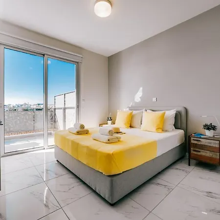 Lydia - Mythical Sands Apartment