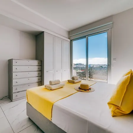 Lydia - Mythical Sands Apartment *